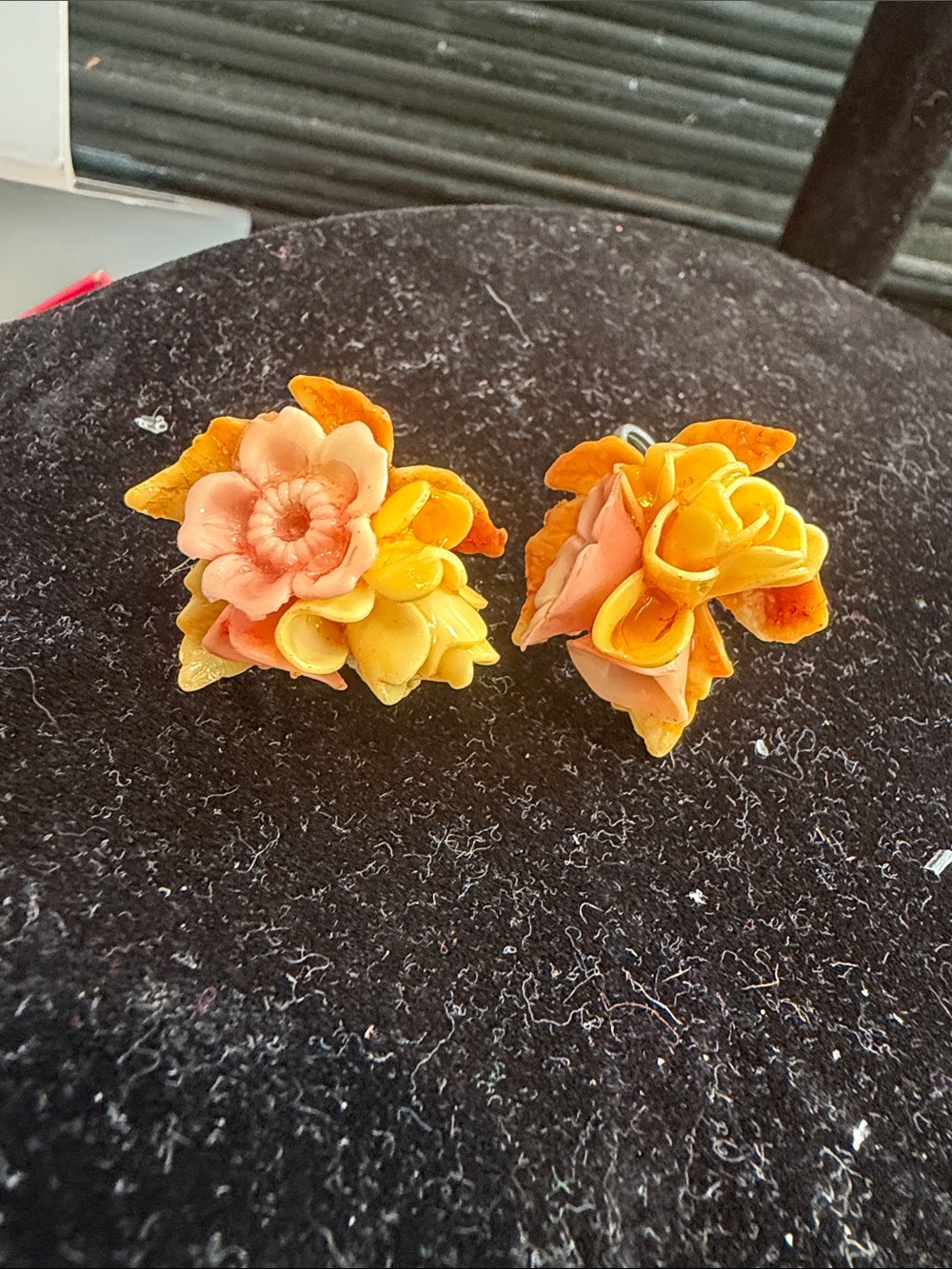 Vintage 1940’s / 1950’s Yellow-Orange Floral screw-On Earrings
